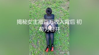 大哥的小乖乖露脸深夜撩骚终于脱了，奶子坚挺浴室洗澡诱惑比心，来着大姨妈掰开给狼友看，还流血呢精彩刺激